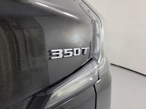 Stellar Black Metallic 2021 Cadillac XT4 Sport