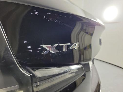Stellar Black Metallic 2021 Cadillac XT4 Sport