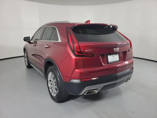 Infrared Tintcoat 2021 Cadillac XT4 Premium Luxury