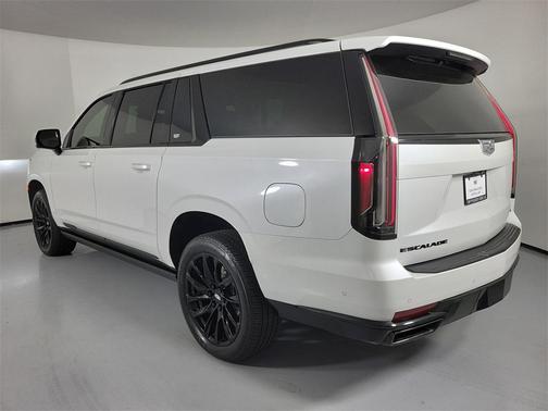 2022 Cadillac Escalade ESV Sport Platinum