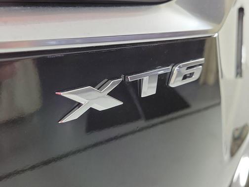 Stellar Black Metallic 2024 Cadillac XT6 Premium Luxury AWD
