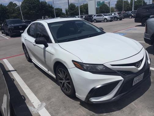 2021 Toyota Camry SE