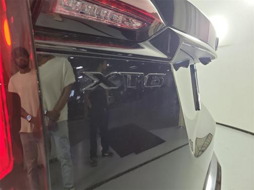 2023 Cadillac XT6 Premium Luxury FWD