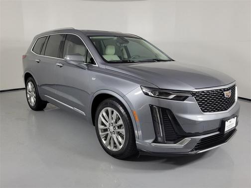 2022 Cadillac XT6 Premium Luxury FWD