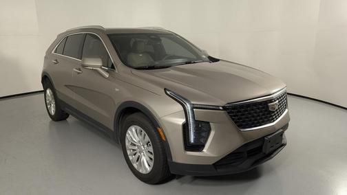 2024 Cadillac XT4 Luxury