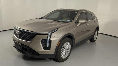 2024 Cadillac XT4 Luxury