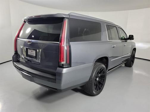 2019 Cadillac Escalade ESV Platinum