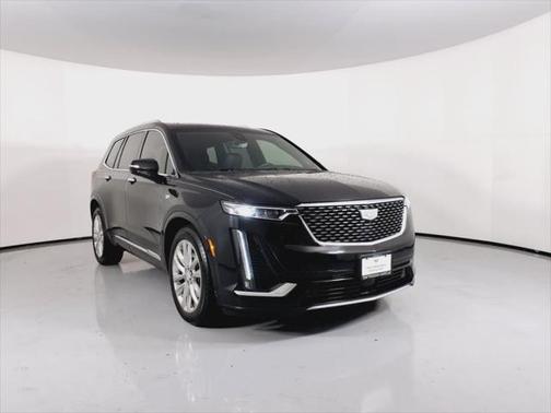 2022 Cadillac XT6 Premium Luxury FWD