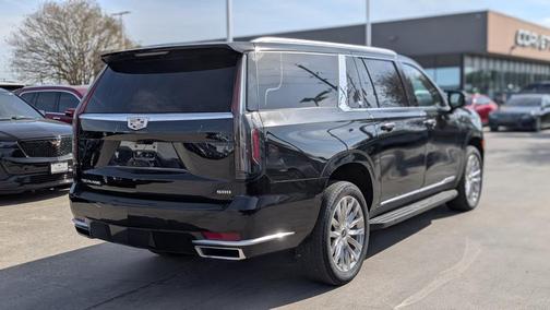 2023 Cadillac Escalade ESV Premium Luxury