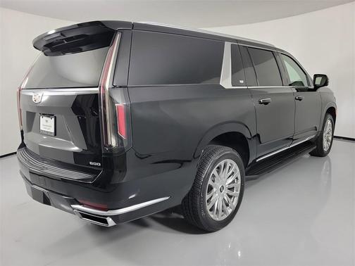 2023 Cadillac Escalade ESV Premium Luxury