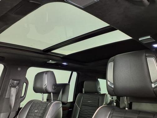 2023 Cadillac Escalade ESV Sport Platinum