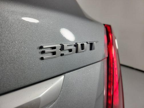 2023 Cadillac XT5 Luxury