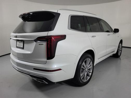 2023 Cadillac XT6 Premium Luxury FWD