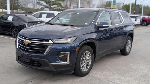 2023 Chevrolet Traverse LT Cloth
