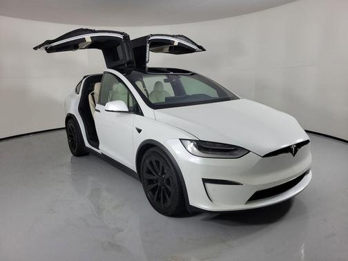 2022 Tesla Model X Plaid Tri Motor All-Wheel Drive
