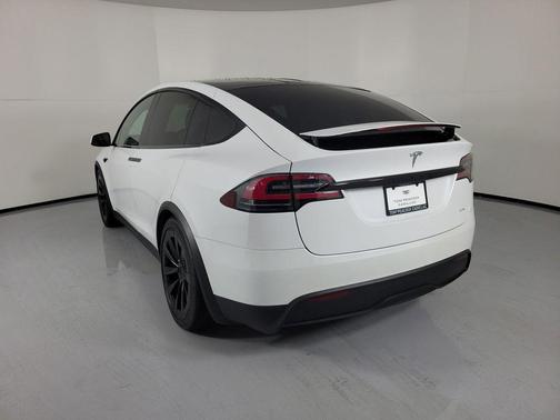 2022 Tesla Model X Plaid Tri Motor All-Wheel Drive