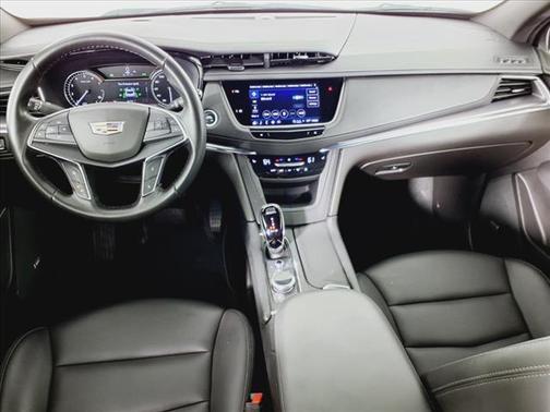 2023 Cadillac XT5 Luxury