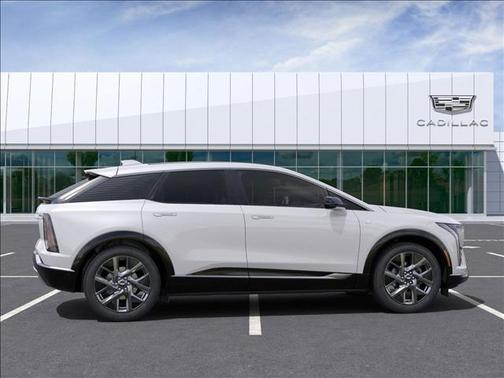 2025 Cadillac OPTIQ Luxury