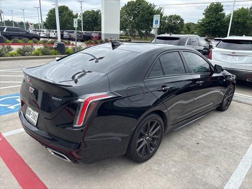 2022 Cadillac CT4 Sport