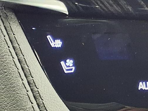 2024 Cadillac XT6 Premium Luxury FWD