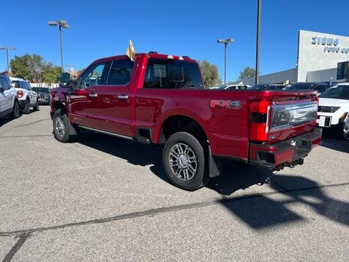 2025 Ford F-250 PLATINUM