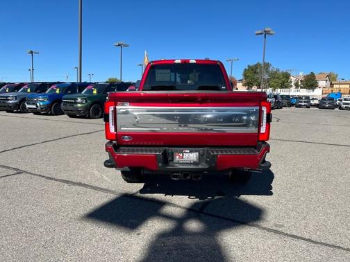 2025 Ford F-250 PLATINUM