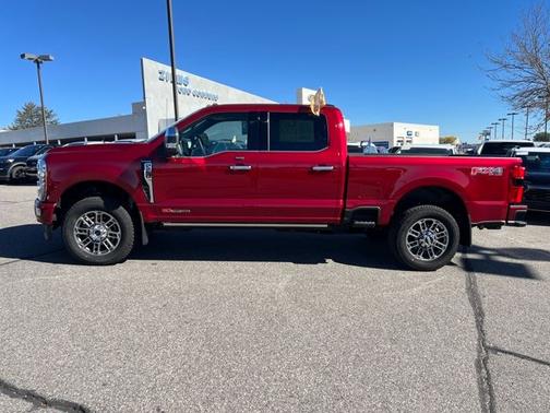 2025 Ford F-250 PLATINUM