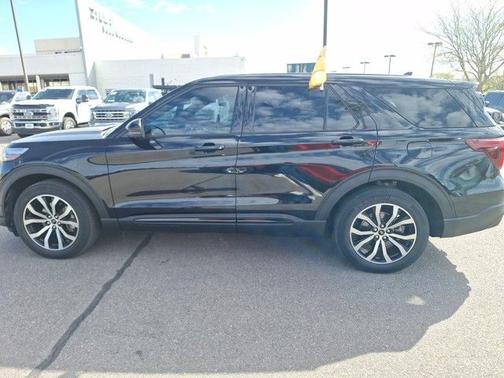 2021 Ford Explorer ST