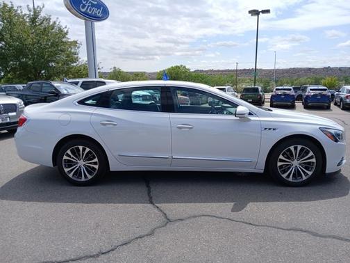 2019 Buick LaCrosse ESSENCE