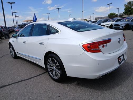 2019 Buick LaCrosse ESSENCE