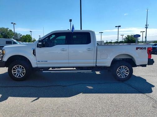 2017 Ford F-350 LARIAT SUPER DUTY