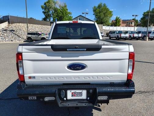 2017 Ford F-350 LARIAT SUPER DUTY