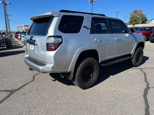 2022 Toyota 4Runner TRD OFF ROAD PREMIUM