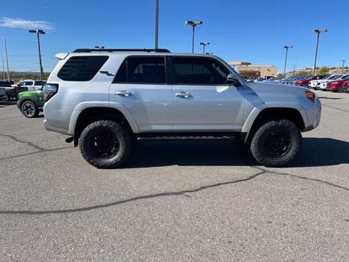 2022 Toyota 4Runner TRD OFF ROAD PREMIUM