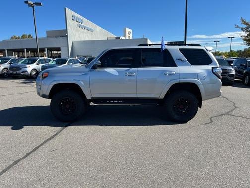 2022 Toyota 4Runner TRD OFF ROAD PREMIUM