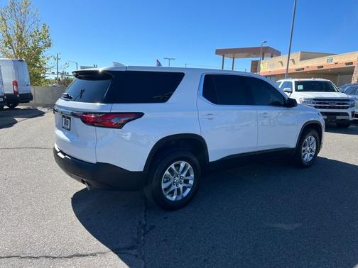 2023 Chevrolet Traverse LS W/1LS