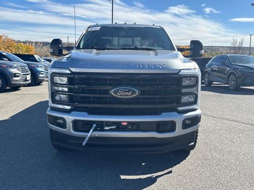 2024 Ford F-350 LARIAT SUPER DUTY