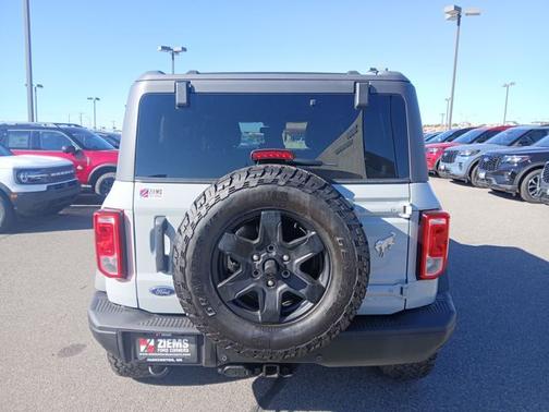 2022 Ford Bronco BLACK DIAMOND