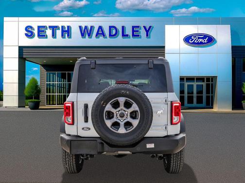 Avalanche Gray 2026 Ford Bronco Big Bend