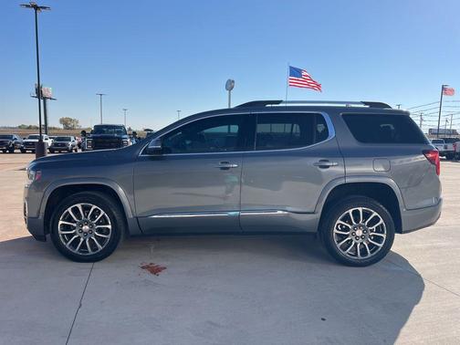 2021 GMC Acadia Denali