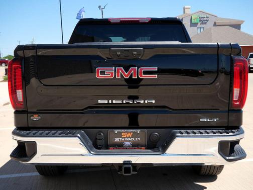 Onyx Black 2025 GMC Sierra 1500 SLT