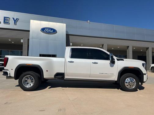 2024 GMC Sierra 3500 Denali