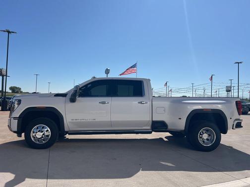 2024 GMC Sierra 3500 Denali