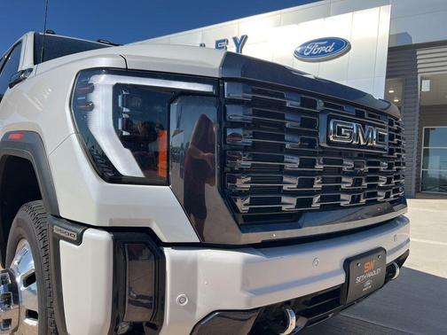 2024 GMC Sierra 3500 Denali