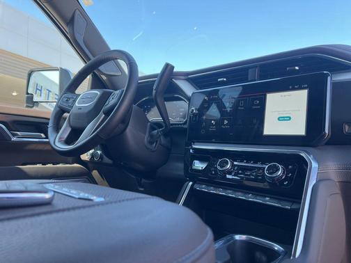 2025 GMC Sierra 3500 Denali