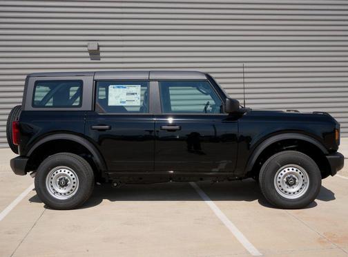 Shadow Black 2026 Ford Bronco Base