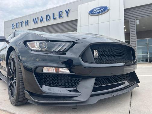 2020 Ford Shelby GT350 Base