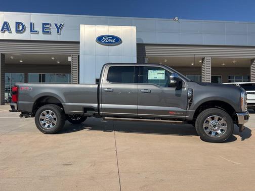 2026 Ford F-350 Lariat