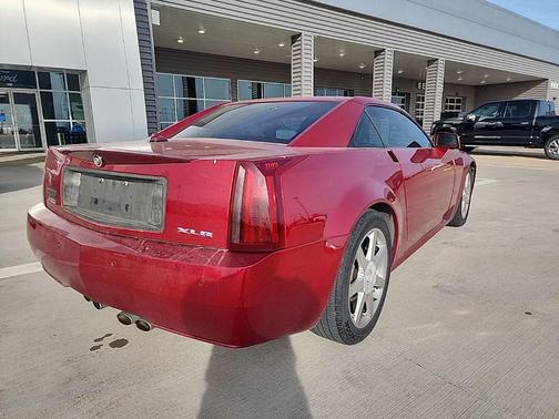 2004 Cadillac XLR Base