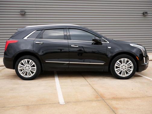 Stellar Black Metallic 2018 Cadillac XT5 Premium Luxury